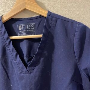 FIGS Navy Blue Scrub Top XS